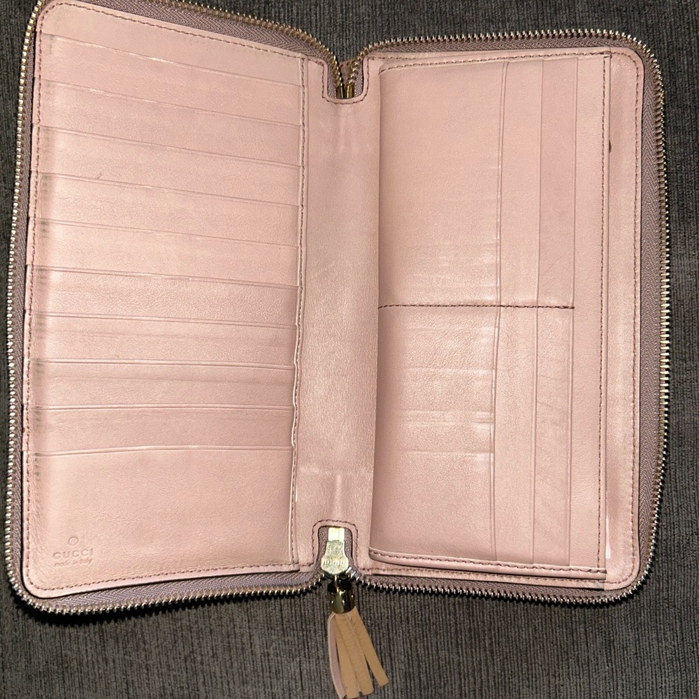 Gucci Soho Light Beige Leather Zip Wallet - Picture 3 of 4